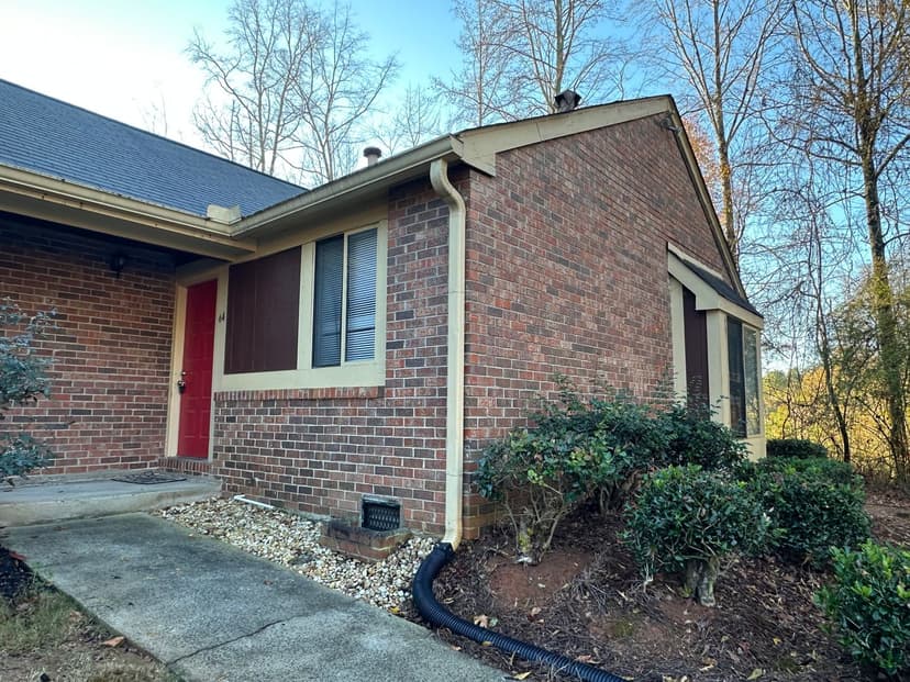 Home managed by Horizon on Country Place Court in Alpharetta, GA