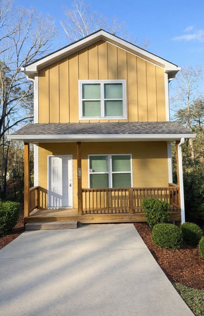 Two-story home managed by Horizon on Chevy Street in Cumming, GA
