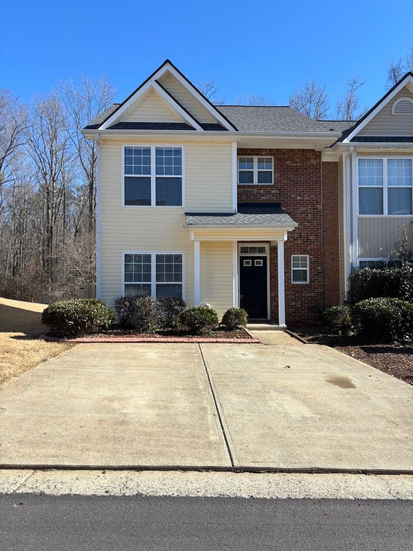 Two-story townhome managed by Horizon on Pearl Chambers Drive in Dawsonville, GA