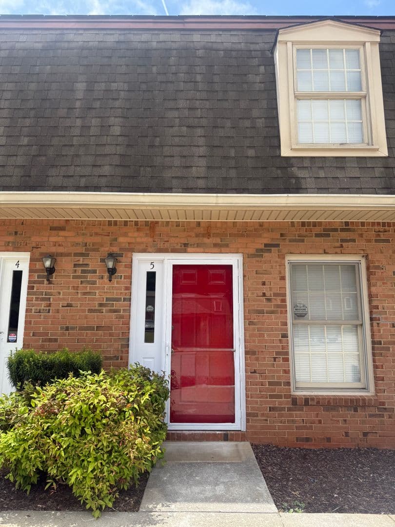 Townhome managed by Horizon on Old Flowery Branch Road in Oakwood, GA